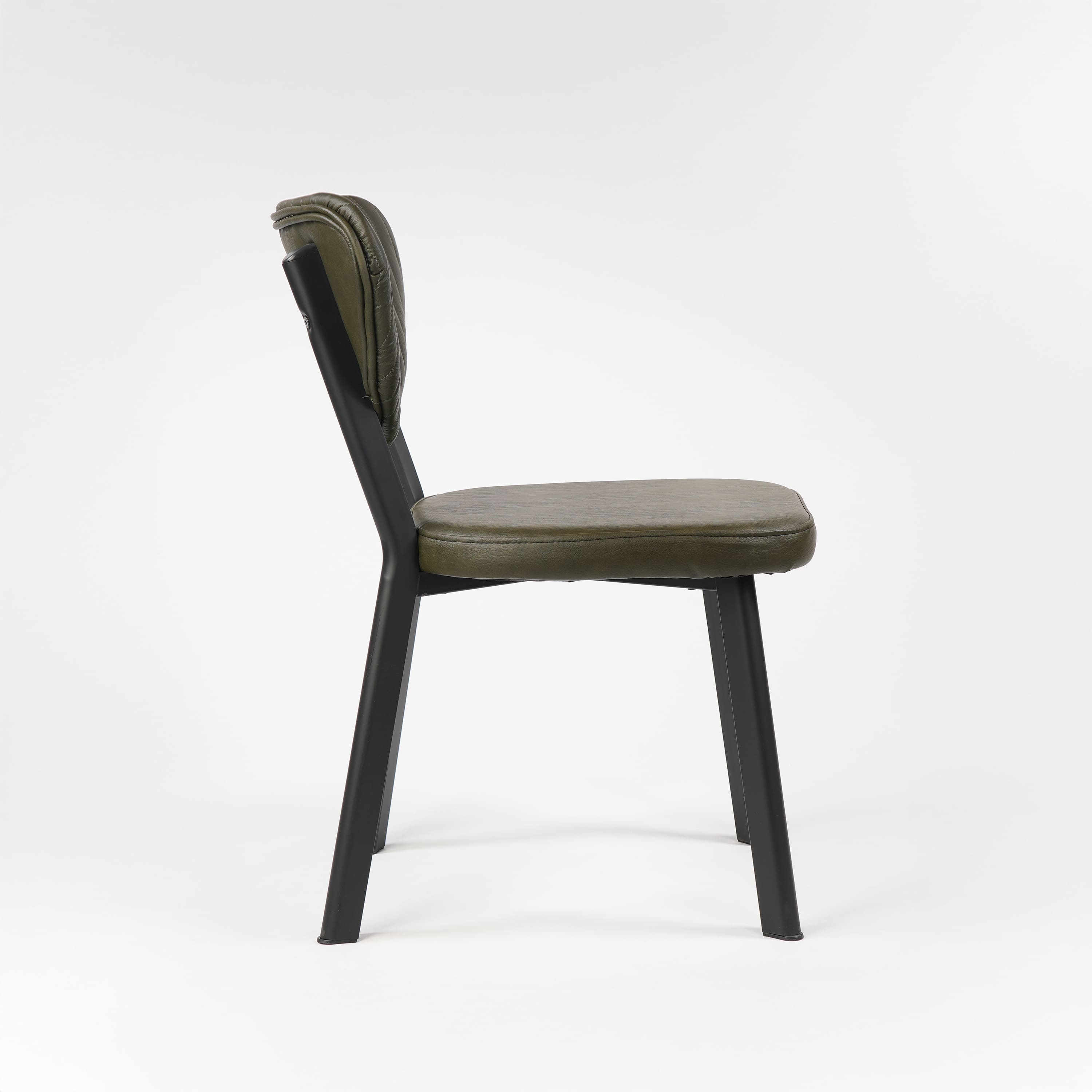 DUNE - Chaise en similicuir