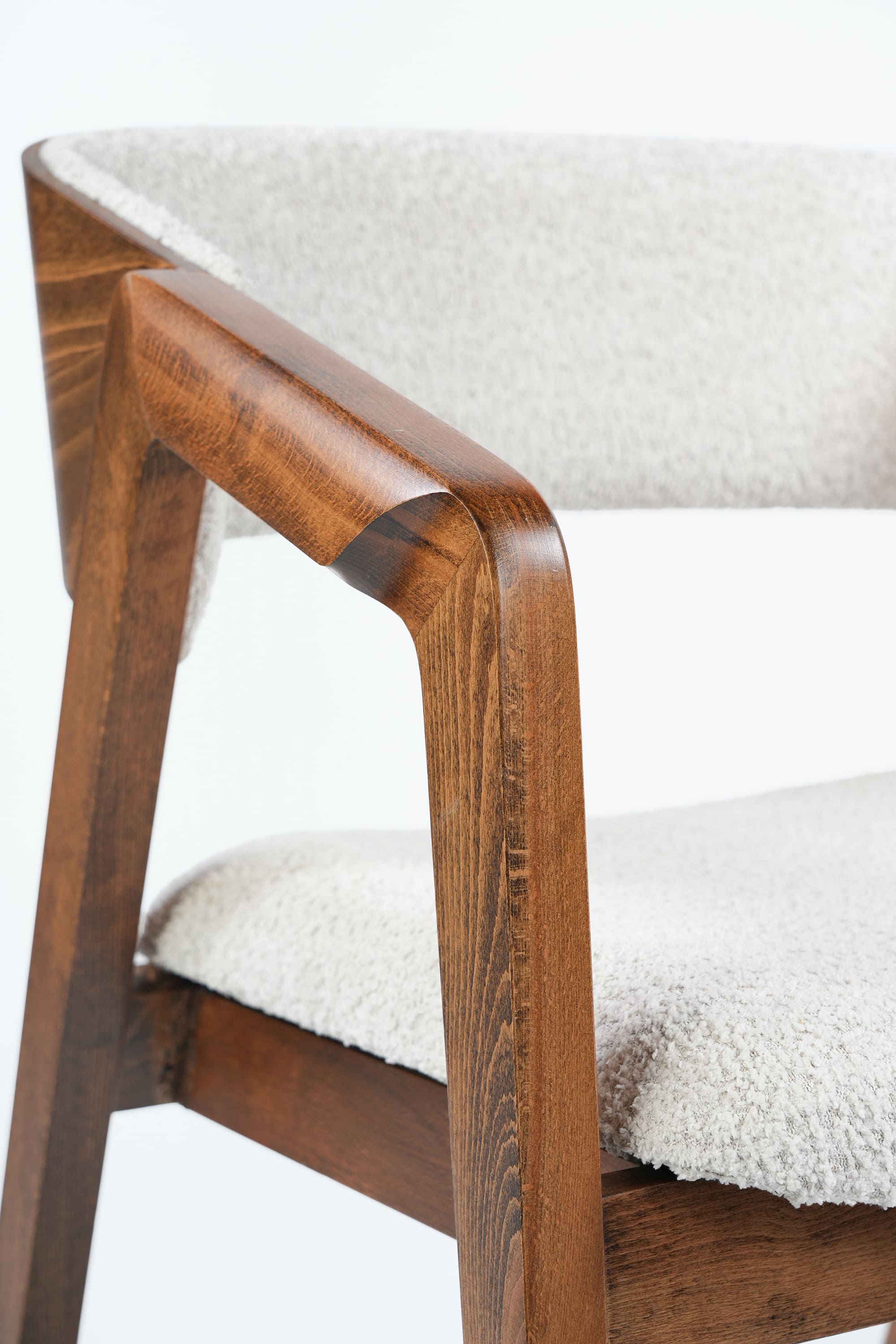 PRADA - Chaise en bois massif