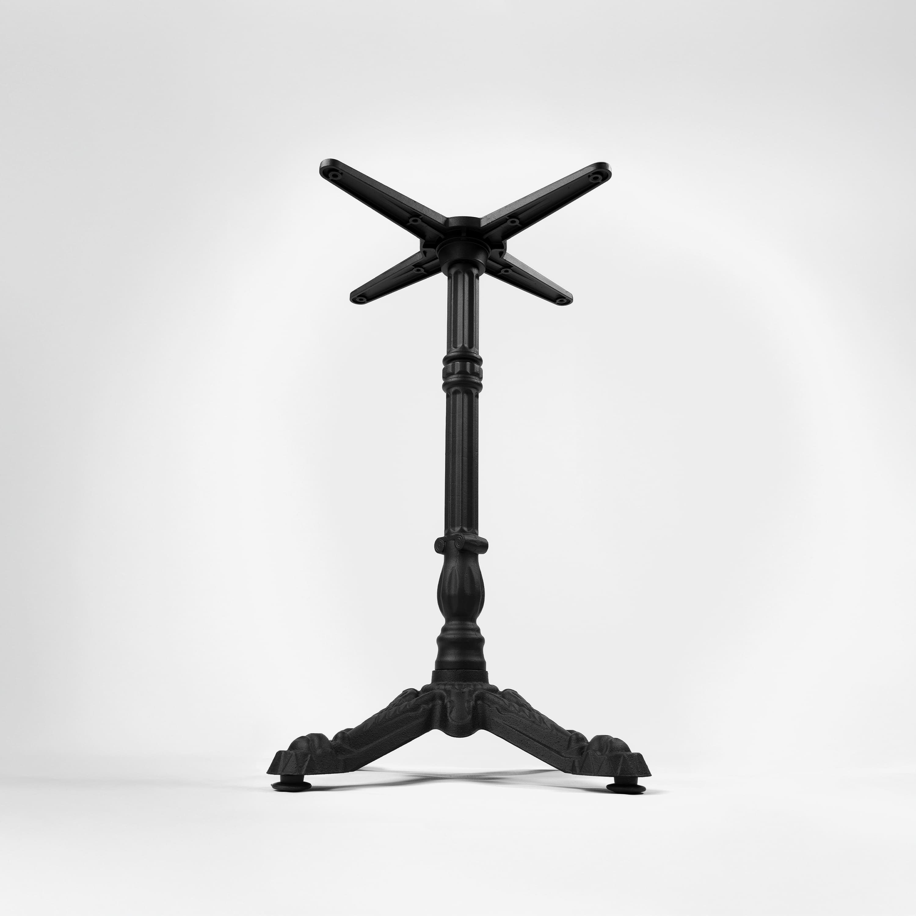 M400 - Pied de table lion