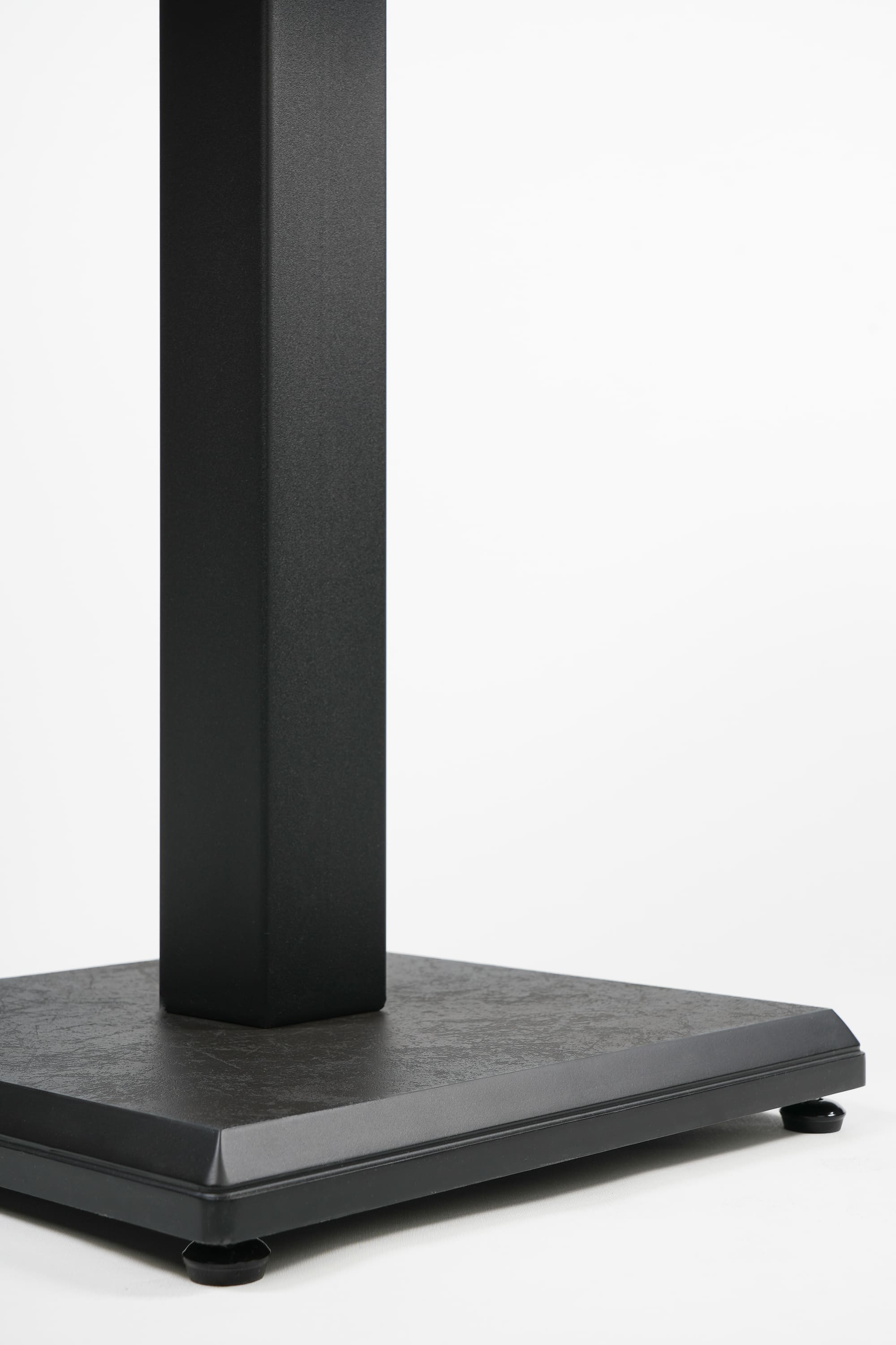 CARVEL Yosun - Table complète