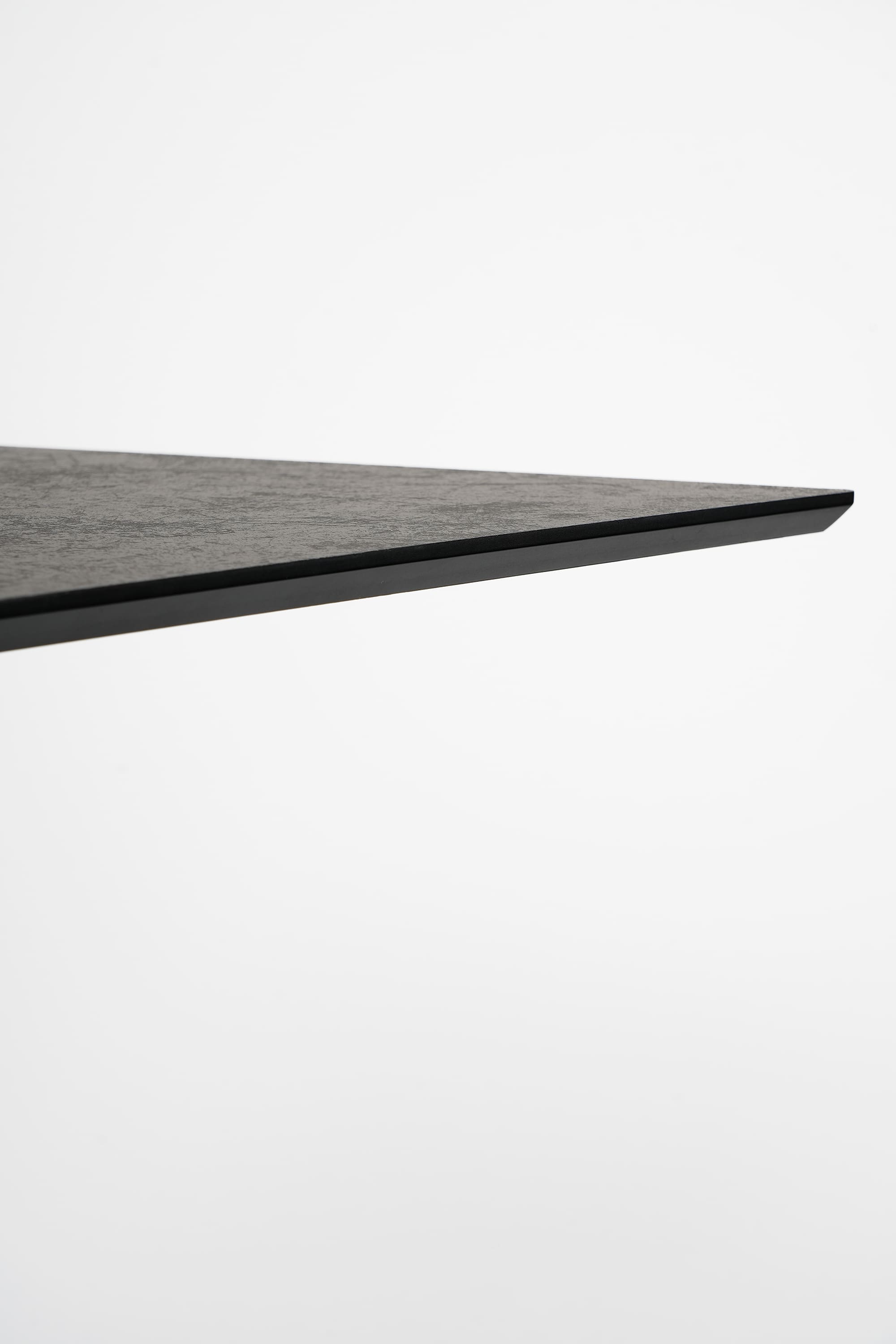 CARVEL Yosun - Table complète