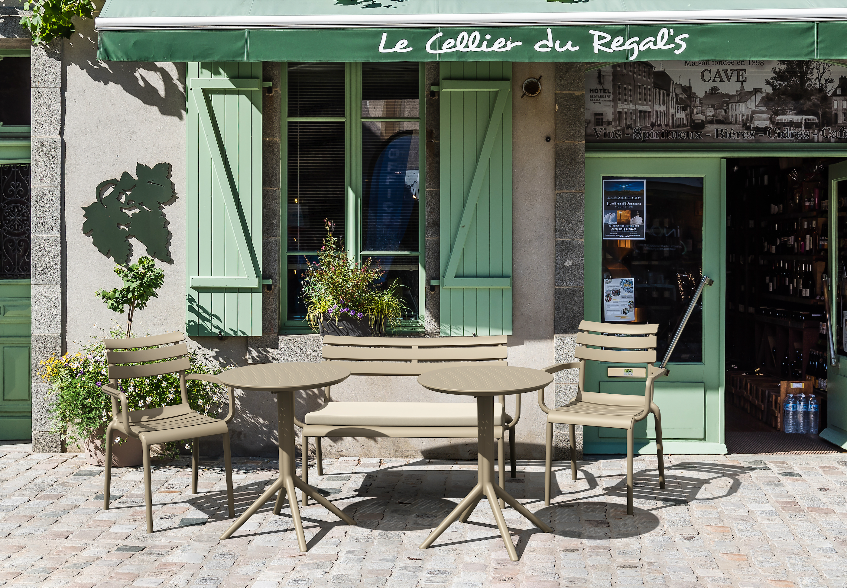 SKY Diamètre 60 - Table en polypropylène rabattable