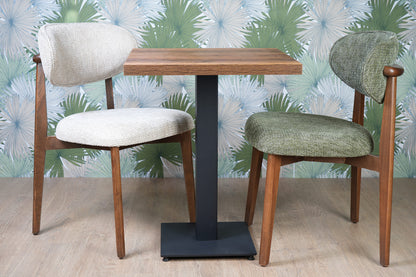 Lot 2 chaises Bohem + 1 table Barok