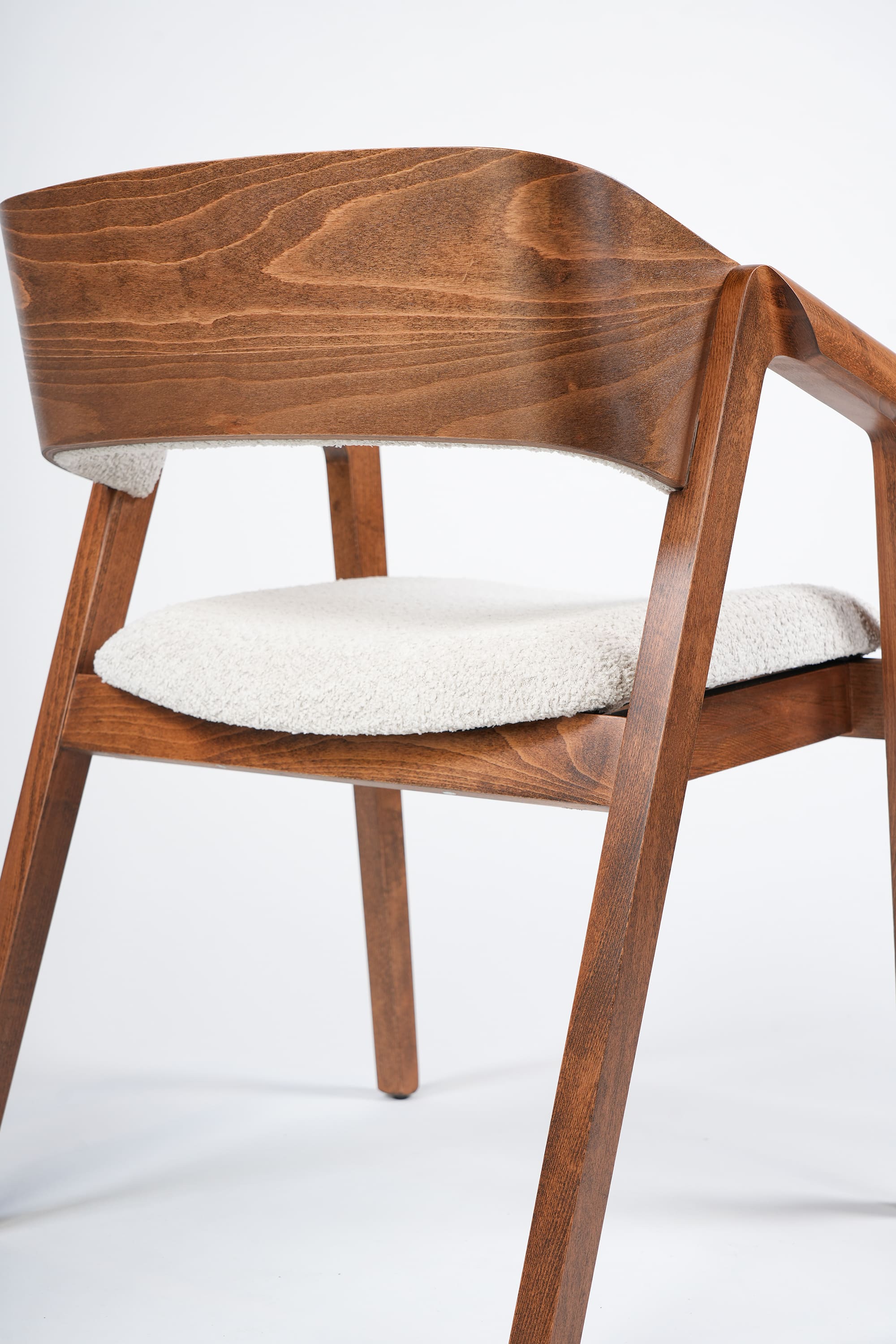 PRADA - Chaise en bois massif