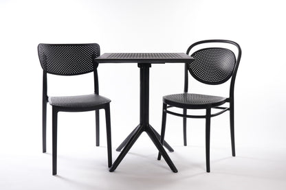 Lot 2 chaises Lucy/Marcel + 1 table Sky