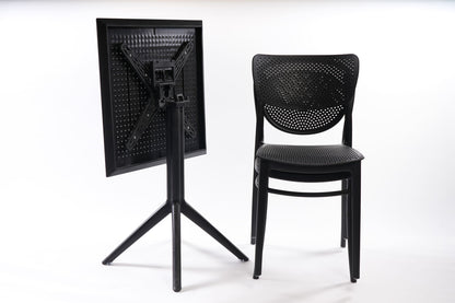 Lot 2 chaises Lucy/Marcel + 1 table Sky