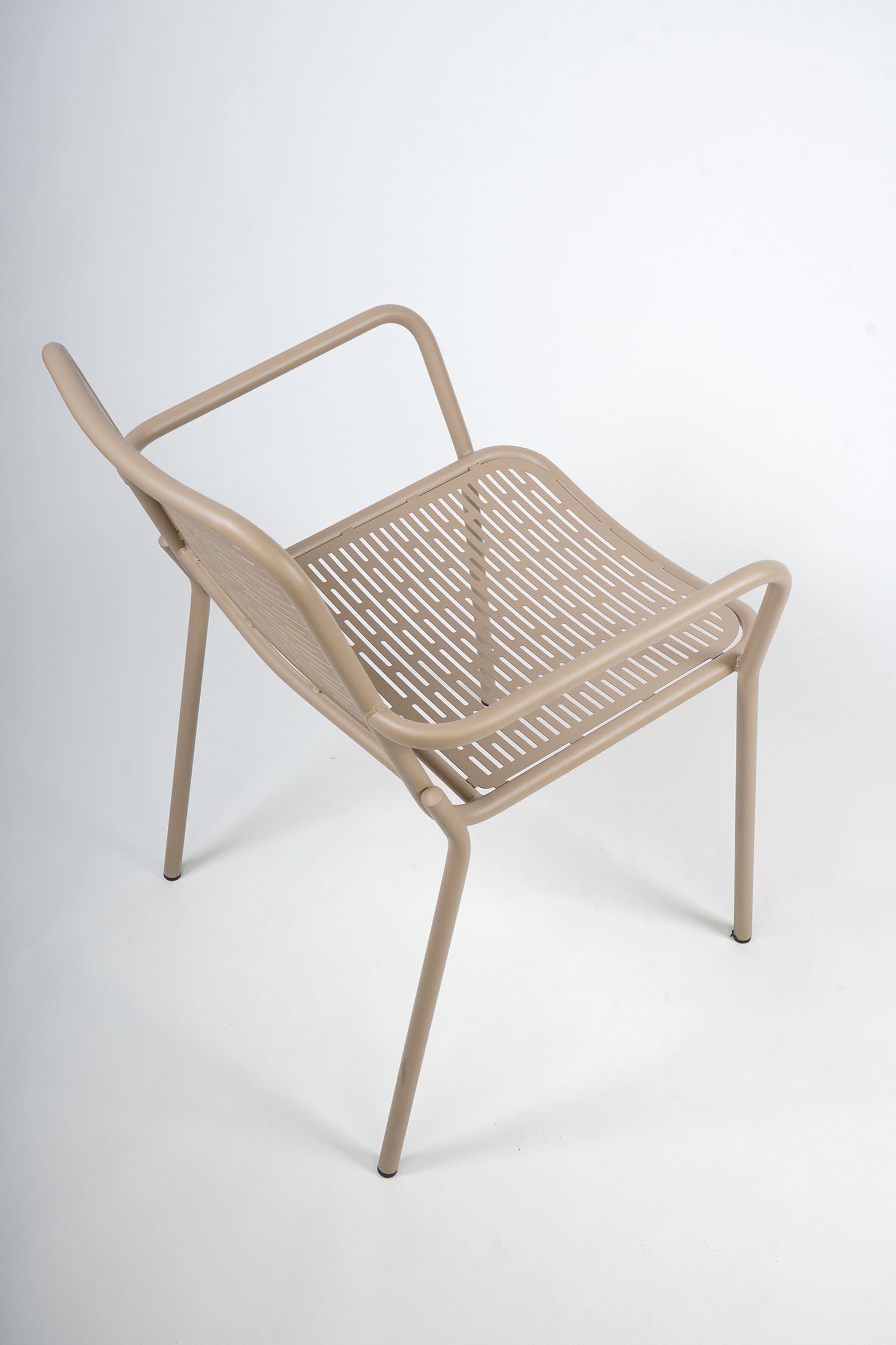 RUBY - Chaise en acier et peinture polyester