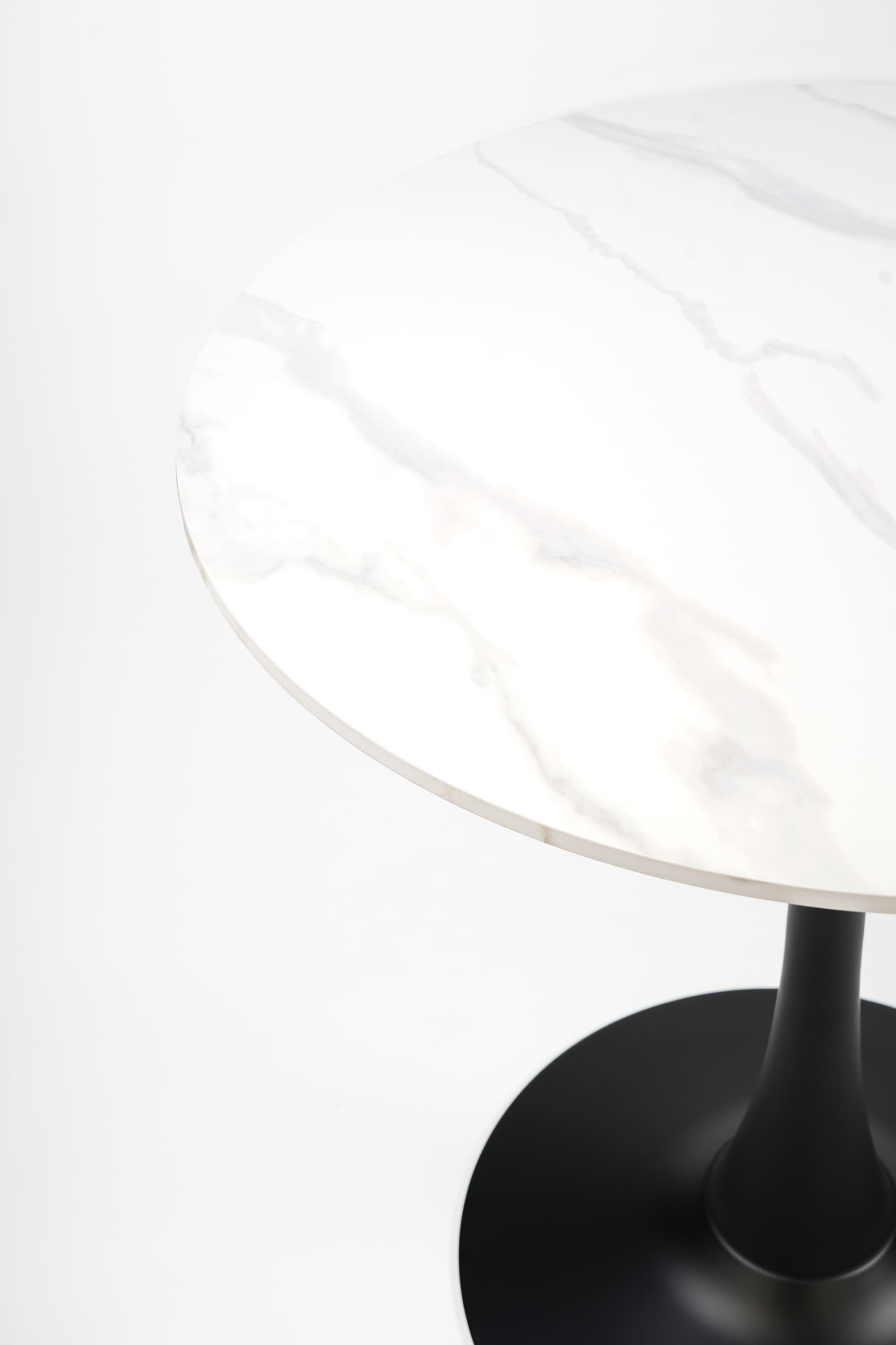 HIKME Calacatta - Table complète en céramique