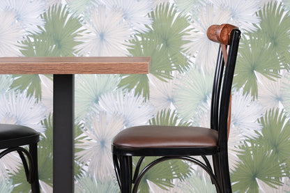 Lot 2 chaises Crossline + 1 table Barok