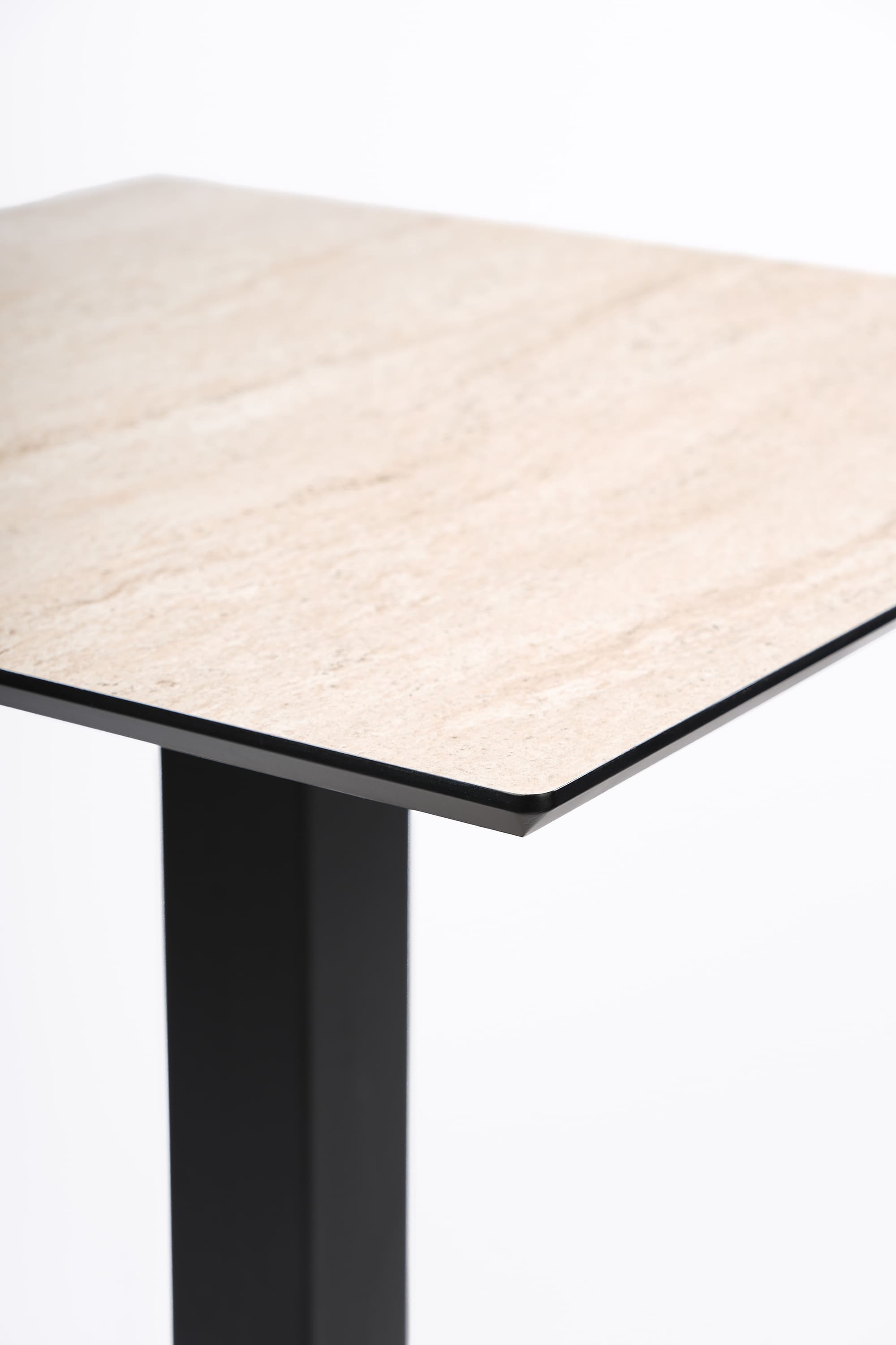 CARVEL Travertin - Table complète